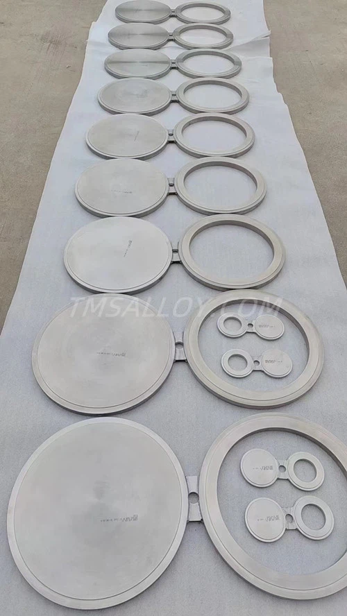 Titanium Spectacle Blind flange price Titanium Spectacle Blind flange price